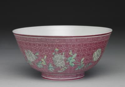 图片[2]-Tea bowl with chrysanthemum on a carved red ground in falangcai painted enamels, Qianlong reign (1736-1795), Qing dynasty-China Archive